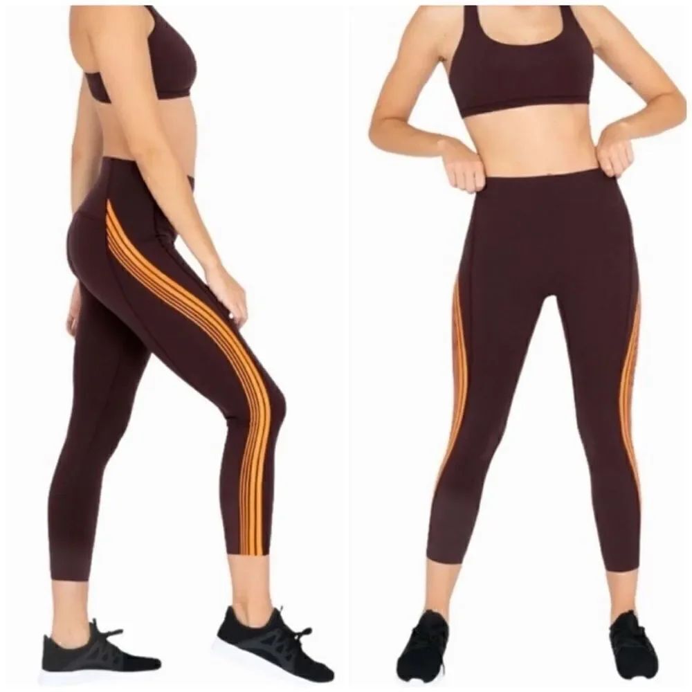 Spanx Stripe Brown & Orange Every Wear Contour High Rise Capri Leggings Size M